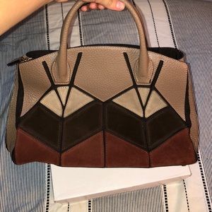 IACUCCI Premium Leather Bag